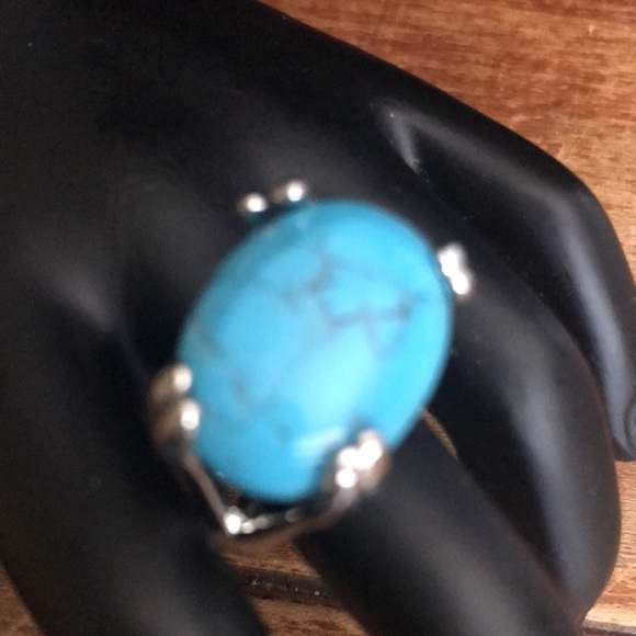 Silver tone and turquoise color ring - Picture 3 of 5